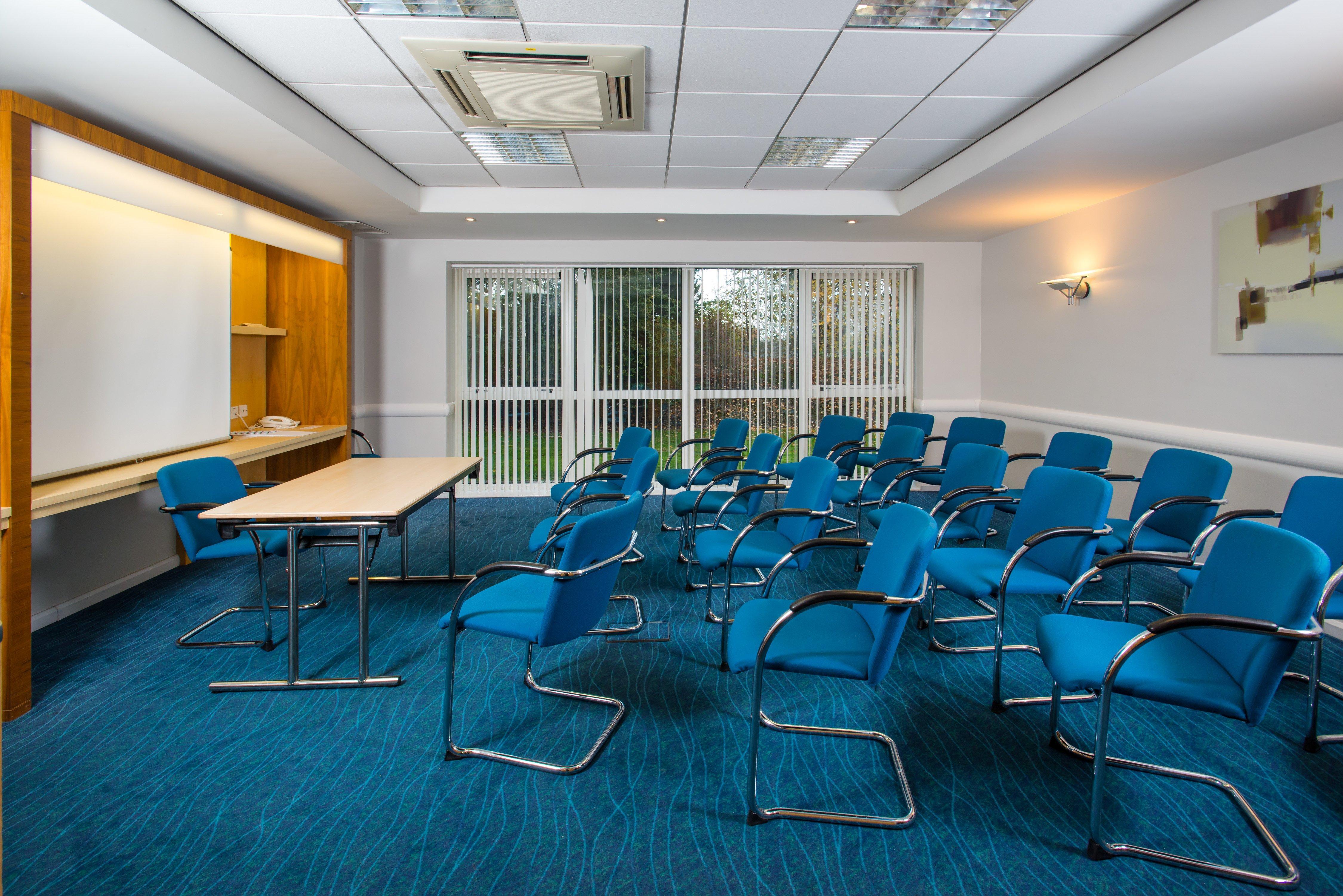 Holiday Inn Express Bedford By Ihg Exterior foto